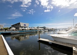 runaway bay marina